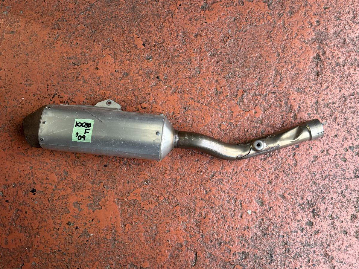 A9768●カワサキ KX250F '09年 マフラー 純正 キズ汚れなどあり拍卖