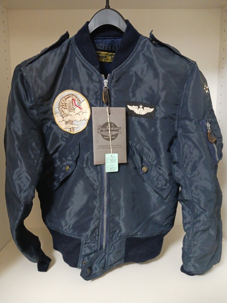 バズリクソンズ L-2A サイズ38(MEDIUM)スコードロンパッチ付き。CROWN ジッパー。ユーズド。1996年頃定価35000円購入。その他多数出品中拍卖