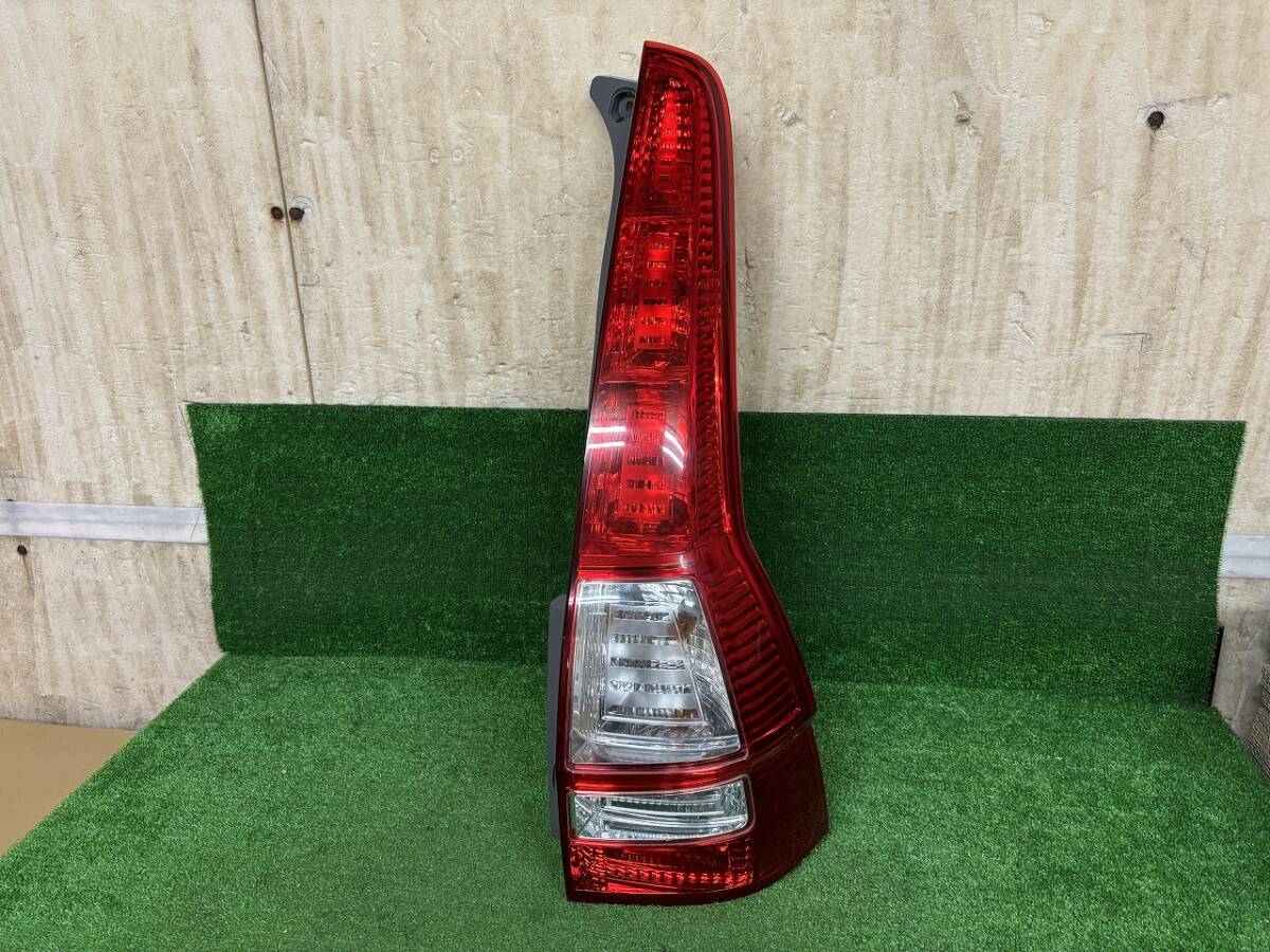 ★☆CR-V RE3/RE4 前期 純正右テールランプ STANLEY P6207☆★拍卖