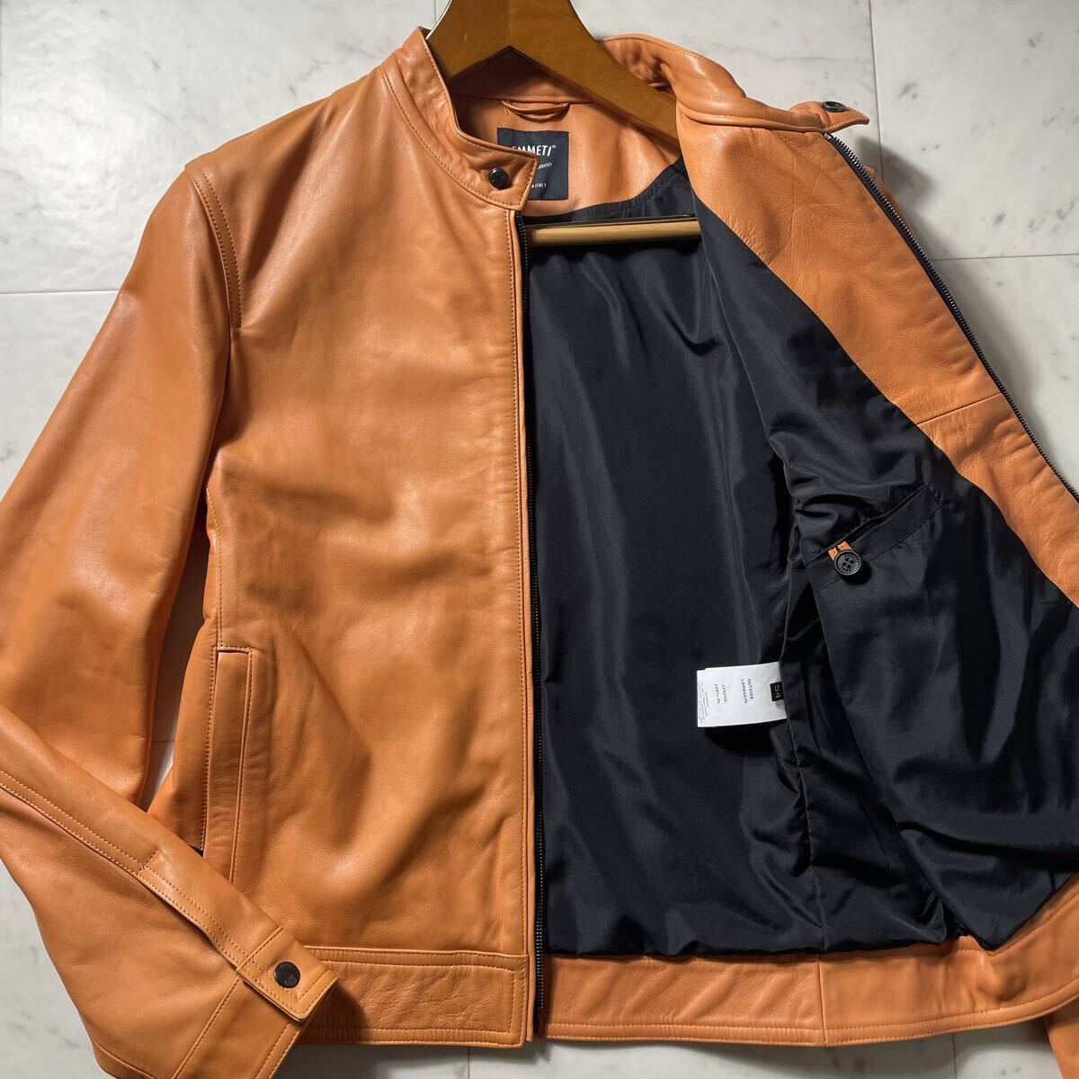 圧巻XXL!!!極雲ラムレザー!!!【エンメティ EMMETI】一生モノ!!! ライダースジャケット 羊革 本革 シングル ユリ YURI とろみ 希少色 54拍卖