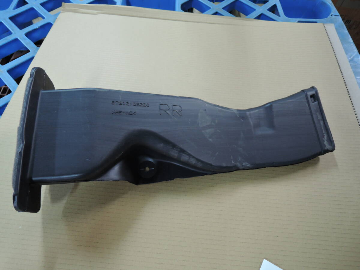 30系 アルファード/ヴェルファイア 純正 エアダクト リア No4 エアーダクト 通気口 エアコン 87212-58220 T-0015拍卖