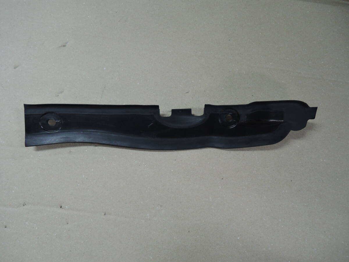 30系 アルファード/ヴェルファイア 純正 フロント フェンダー メインシール 右 53827-58040 T-0015拍卖