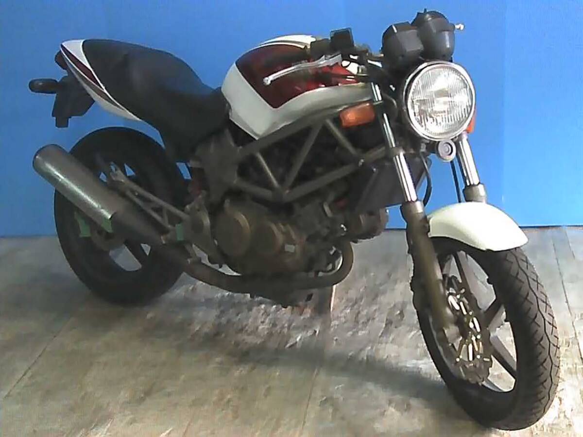 HONDA VTR250 白/赤 格安提供車 半額配送キャンペーン クランキング確認済み 期間限定 現状渡し諸経費¥0- 横浜 P-Yard 045-507-6300拍卖