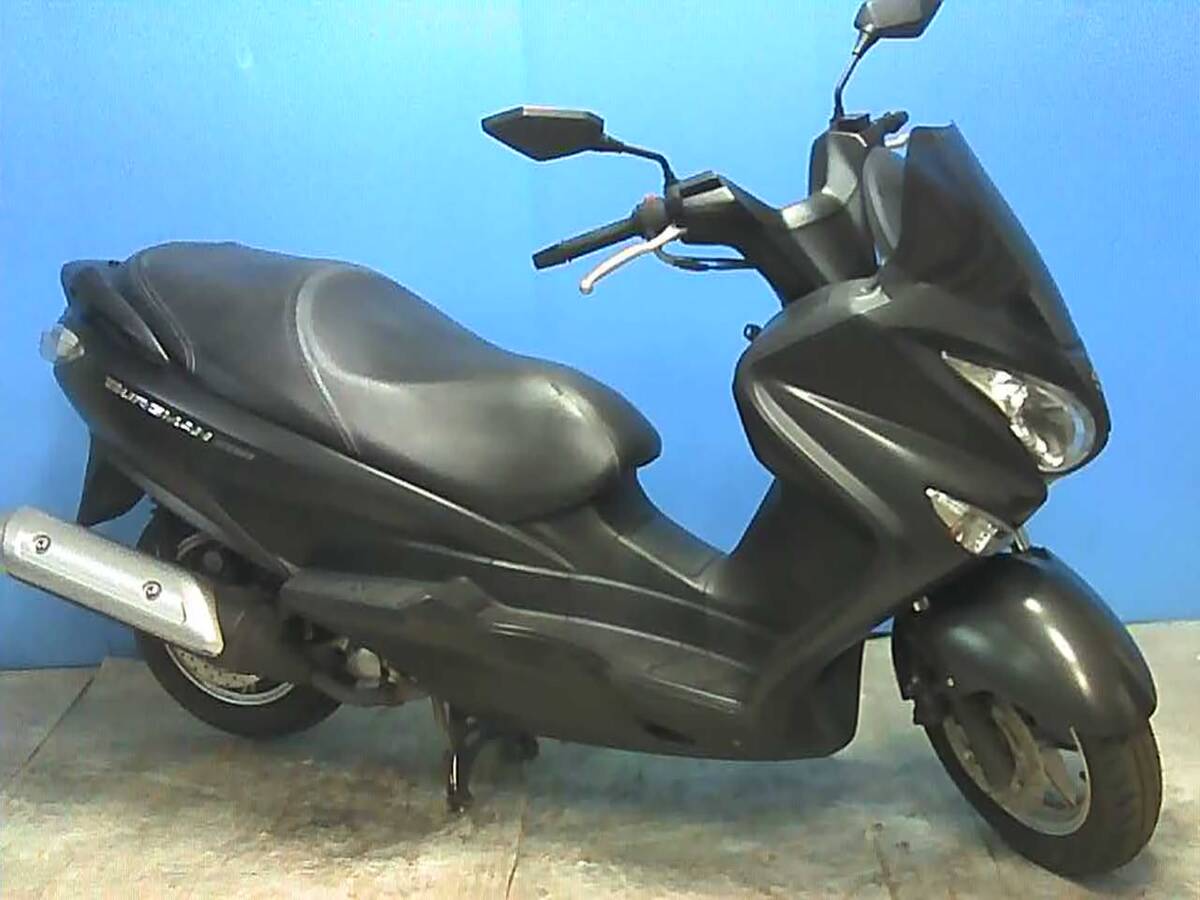 SUZUKI バーグマン200 M黒 エンジン始動動画 自賠責保険で乗れます 半額配送キャンペーン 現状渡し諸経費¥0 横浜 P-Yard 045-507-6300拍卖
