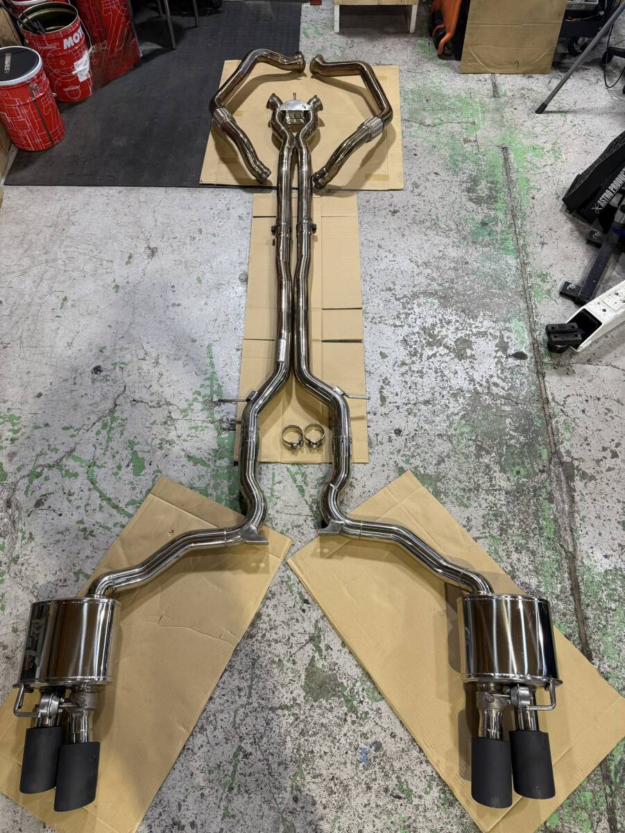 ARMYTRIX アーミートリックス ポルシェ パナメーラ ターボ用 可変バルブ 中古マフラー拍卖