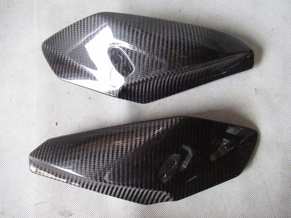 ●S1000R(2014~2017年)用●イルムバーガー製ドライカーボンのフロントフェアリングサイドパネル左右セットです●拍卖