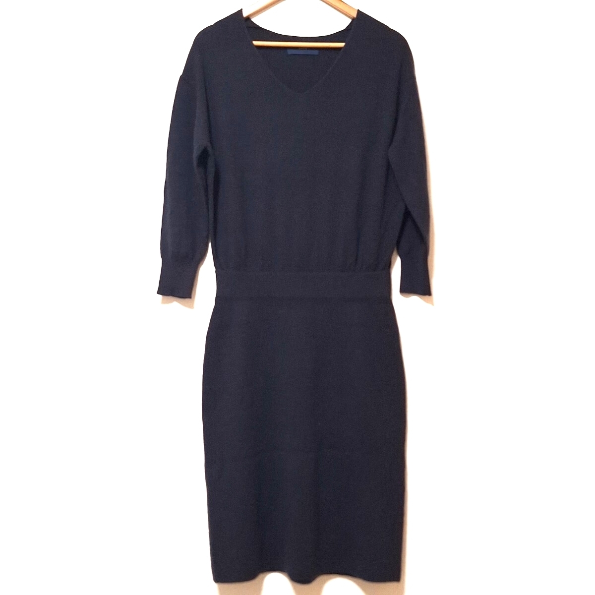 W76【SHIPS】シップス ニットワンピース 七分袖 ロング丈 キレイめ シンプル 無地 上品 大人カジュアル ネイビー サイズ38(M相当) /QQ拍卖