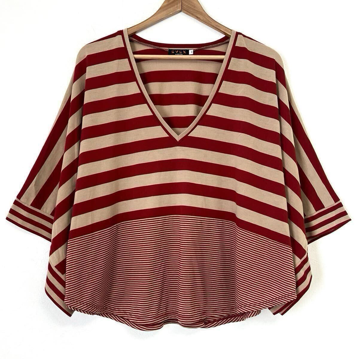 W607【EVEX by KRIZIA】エヴェックスバイクリツィア Vネック カットソー 半袖 ボーダー 三陽商会 赤×ベージュ レディース 44(XL〜3L位)/mm拍卖