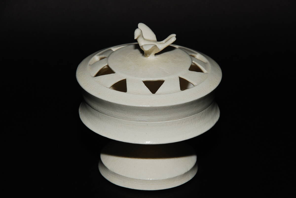 川瀬竹志 造 白磁 香炉 共箱 共布 茶道具拍卖