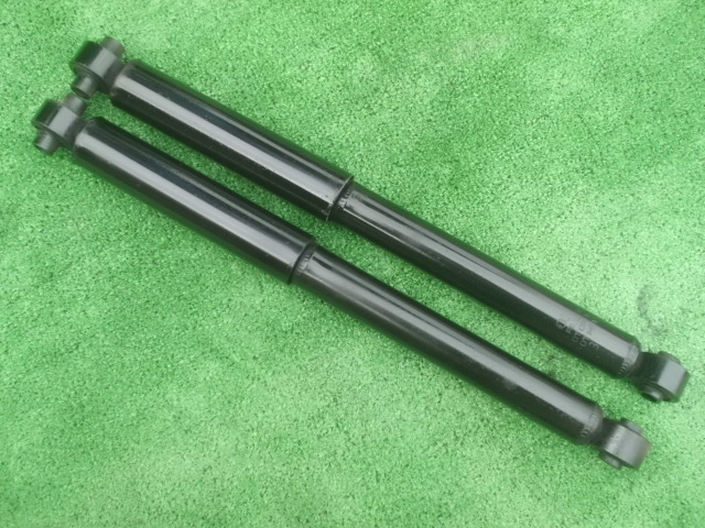 ワゴンR MC22S 純正リアショックアブソーバー左右拍卖