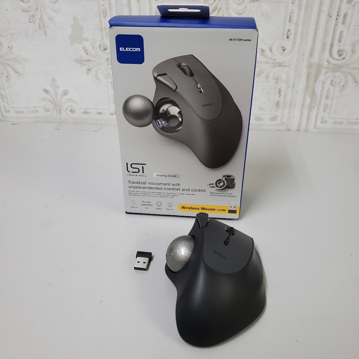 710y2002★エレコム ワイヤレス トラックボールマウス IST 無線2.4GHz ベアリング支持 親指操作 36mmボール 5ボタン M-IT11DRBK拍卖
