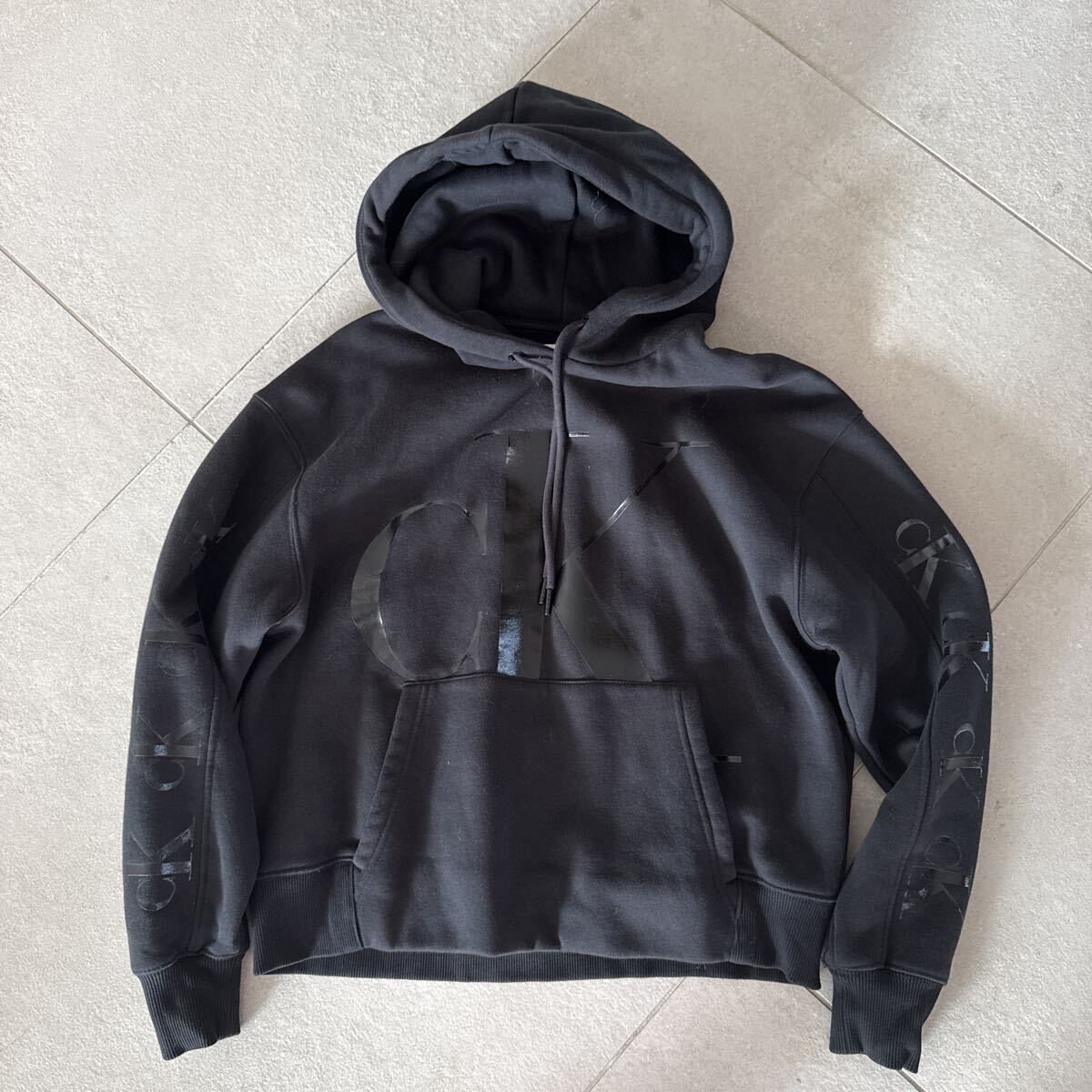 カルバンクライン パーカー 裏起毛 サイズM拍卖