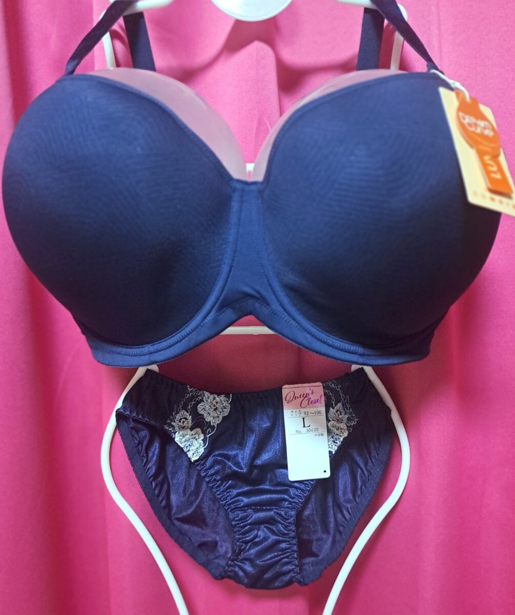 Lカップ☆UK40H☆インポートブラジャー☆補正☆4列4段ホック☆新品ショーツ付き☆ネイビー☆超グラマーサイズ☆未使用エコ☆拍卖