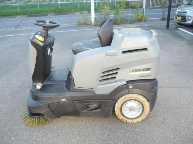 【西濃運輸支店止め商品】★Krcher/ケルヒャー★業務用★搭乗式バキュームスイーパー★KM 90/60 R Adv(バッテリー式)★78.1時間★a2923拍卖