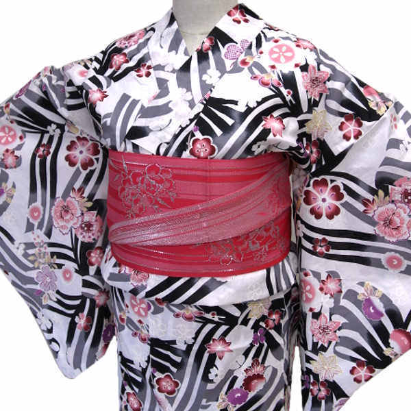 着物美人 浴衣 2点セット 綿 女浴衣 半幅帯ピンク 浴衣帯 帯付き 浴衣セット 木綿着物 街着 M F L 155-165【 白 黒 花りぼん】440202-2拍卖