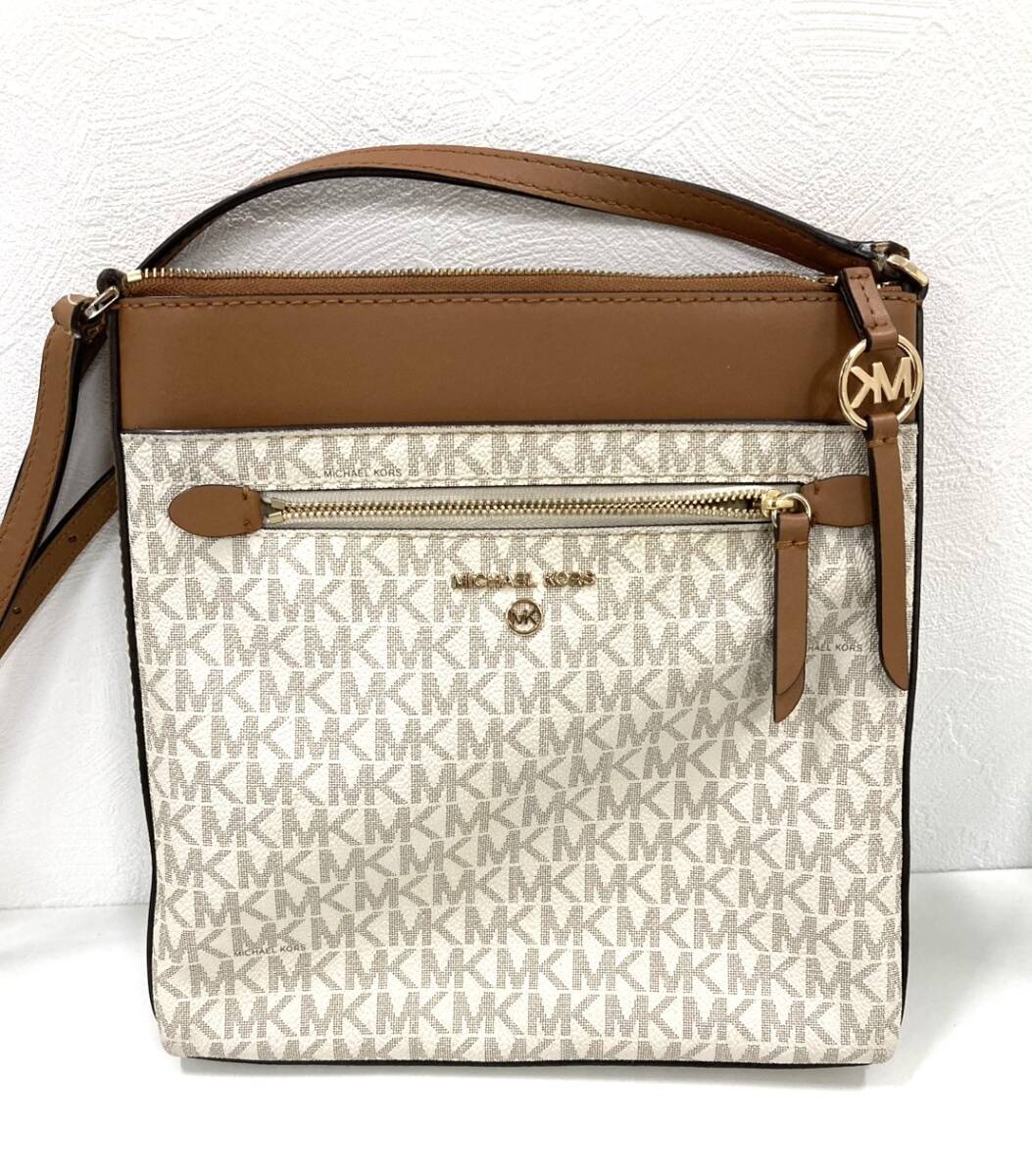0302 マイケルコース ショルダーバック 白茶 MK バッグ ショルダー付き ロゴ ブランド MICHAEL KORS うちポケットあり拍卖