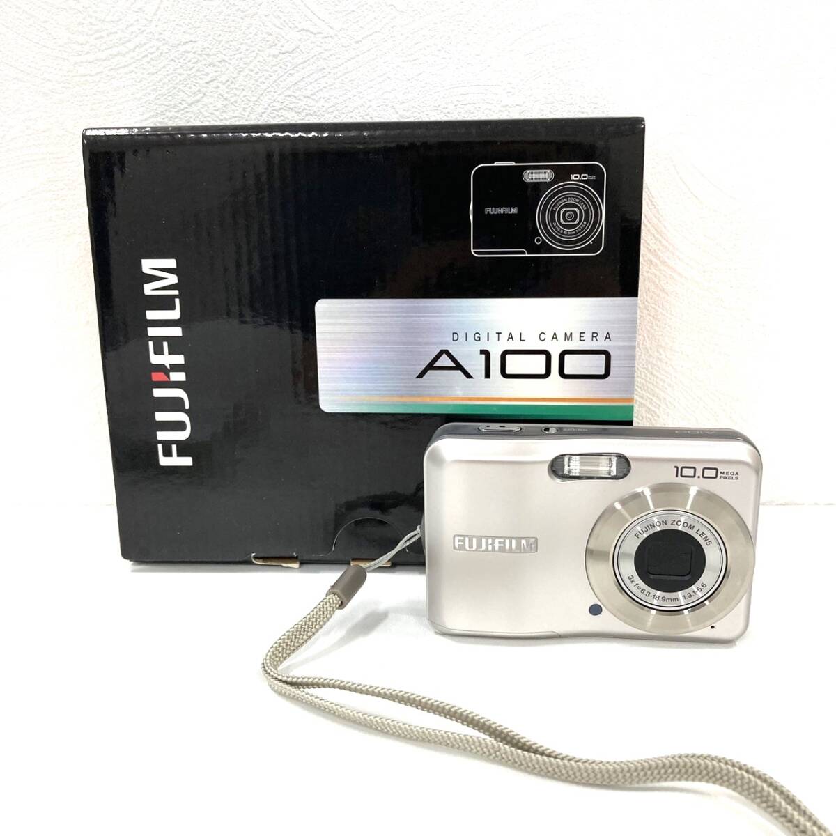 0303 フジフィルム コンパクト A100 デジタルカメラ 電源つきます FUJIFILM 富士フィルム 箱・説明書・付属品あり カメラ シルバー拍卖