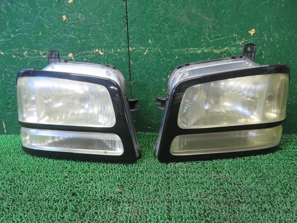『psi』 スズキ DA62W エブリィ ワゴン ヘッドライト左右セット コイト 100-32673 H17年式拍卖