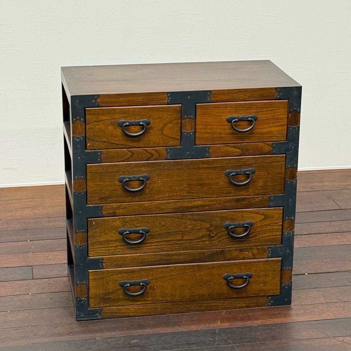 H19K25a アンティーク調 4段チェスト ミドルチェスト 和家具 和箪笥 収納箪笥 収納家具 整理箪笥 時代箪笥 引き出し収納拍卖