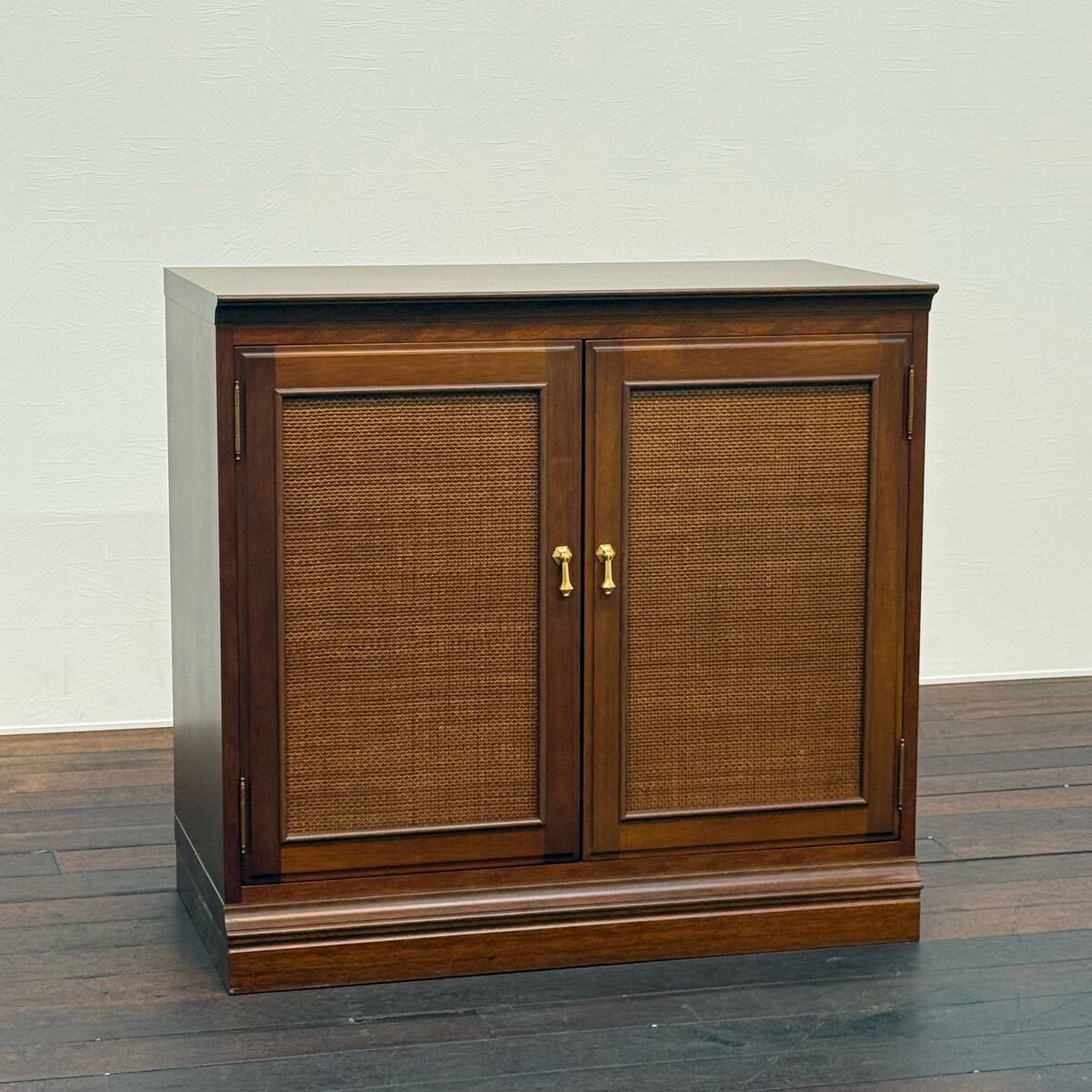 H110K20a マルニ木工 maruni 地中海シリーズ キャビネット サイドボード サイドキャビネット 飾り棚 リビングボード 収納家具拍卖