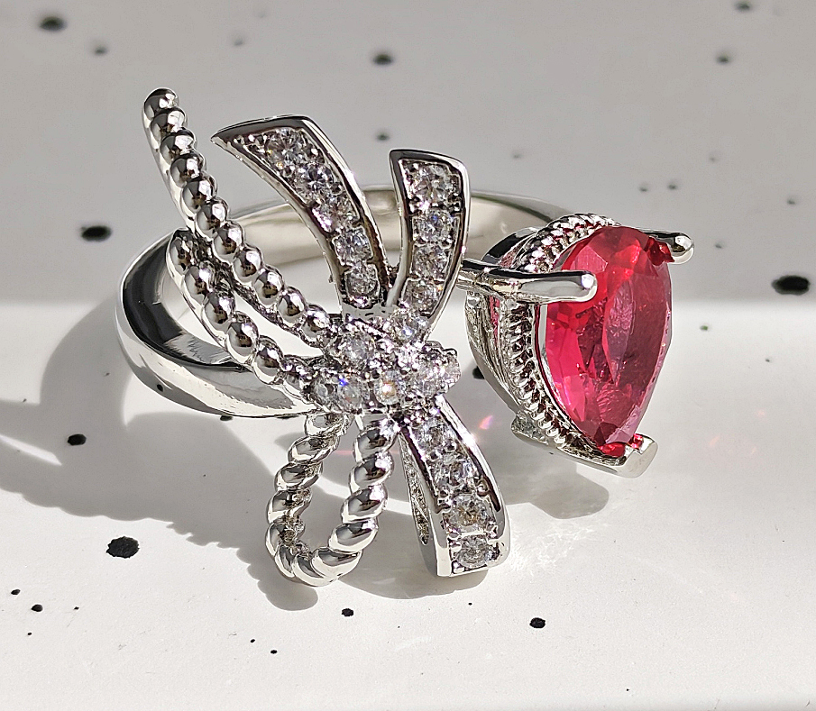 N250867◆Bigstone◆【魅力的なデザイン】キラキラ輝く*欧米ファッション感覚*人気高品質なリング*11~14号 フリー拍卖