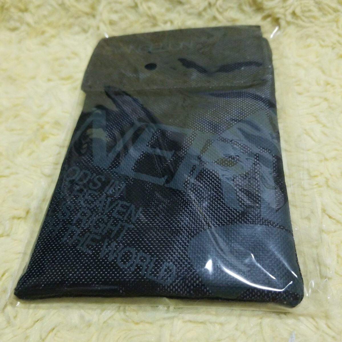 月間ニュータイプ エヴァンゲリオン カラビナ付きモバイルケース ネルフマーク拍卖