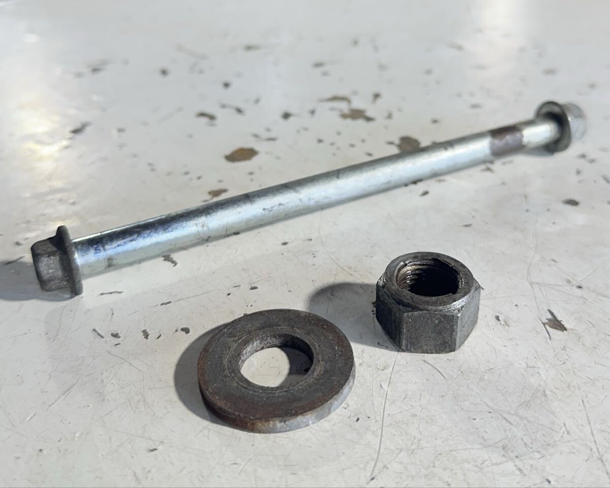 60サイズ SUZUKI/スズキ CA1EB セピア ZZ 純正 フロントアクスルシャフト リアロックナット/ワッシャ 検索/SEPIA/CA1EA/ジーツー拍卖