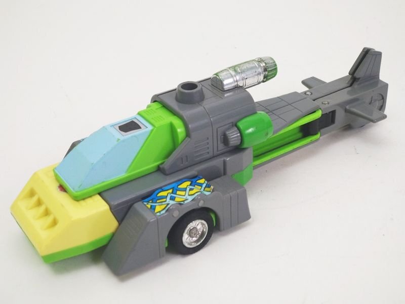 【現状品】タカラ トランスフォーマー トリプルボット 空中防衛戦士スプラング(全長約17.5cm) 当時物【現状品】タカラ トランスフォーマー拍卖