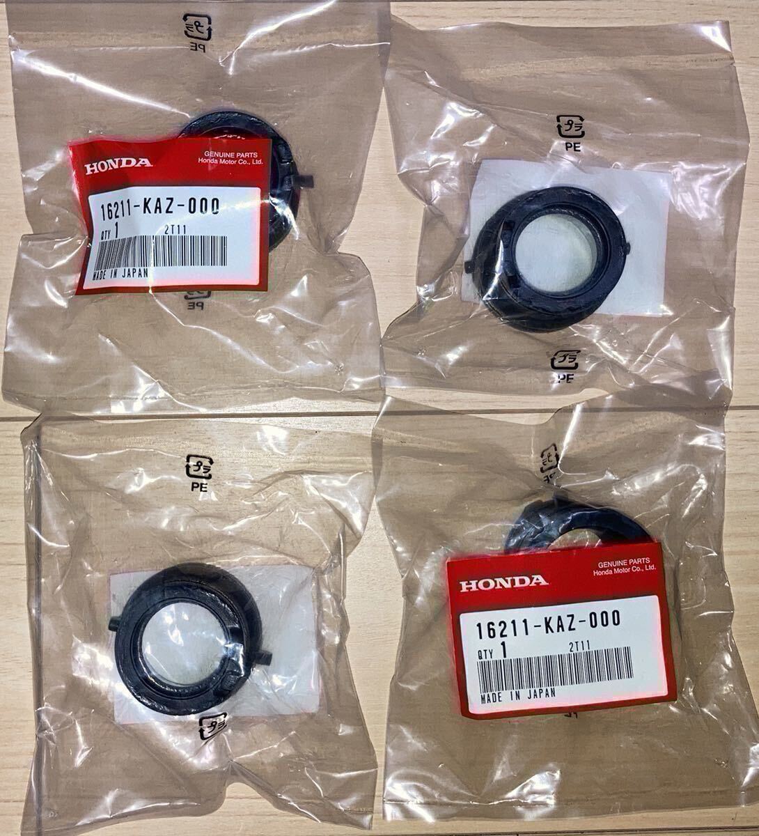 ホンダ純正品 CBR250RR MC22 前期 キャブレターインシュレーター 16211-KAZ-000 GENUINE PARTS MADE IN JAPAN 新品 インマニ拍卖