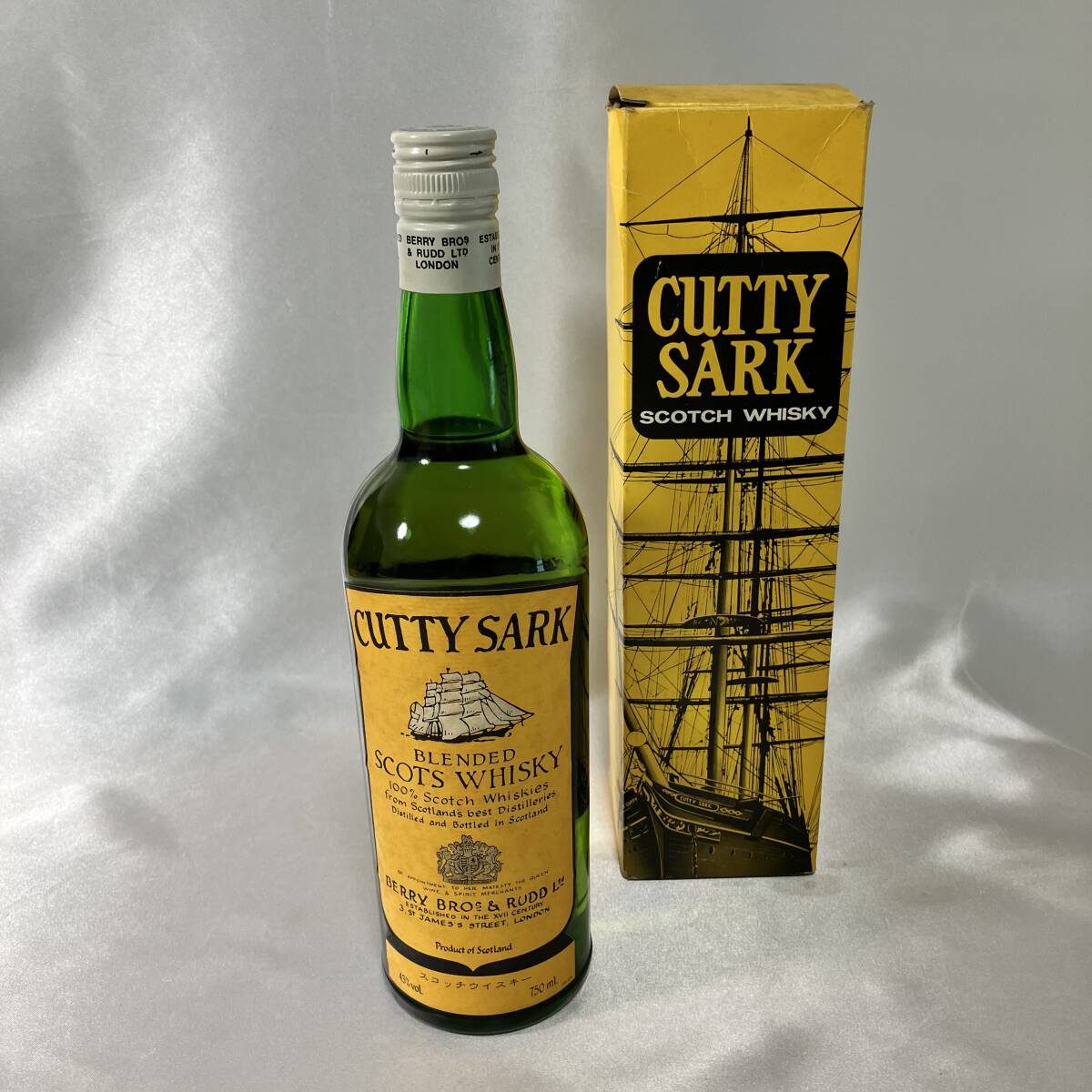 【未開栓】カティサーク スコッチウイスキー 750ml 43% 箱付き nb1851拍卖