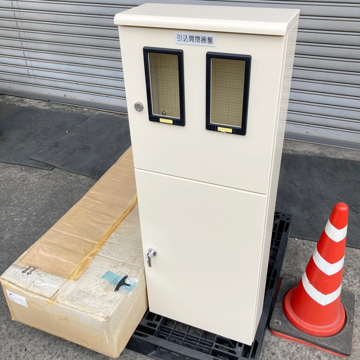 浜睦c331 ステンレス製 引込計器盤用キャビネット「SCMO204K」■鍵付き 外寸(タテ1330×ヨコ495×フカサ215mm)拍卖