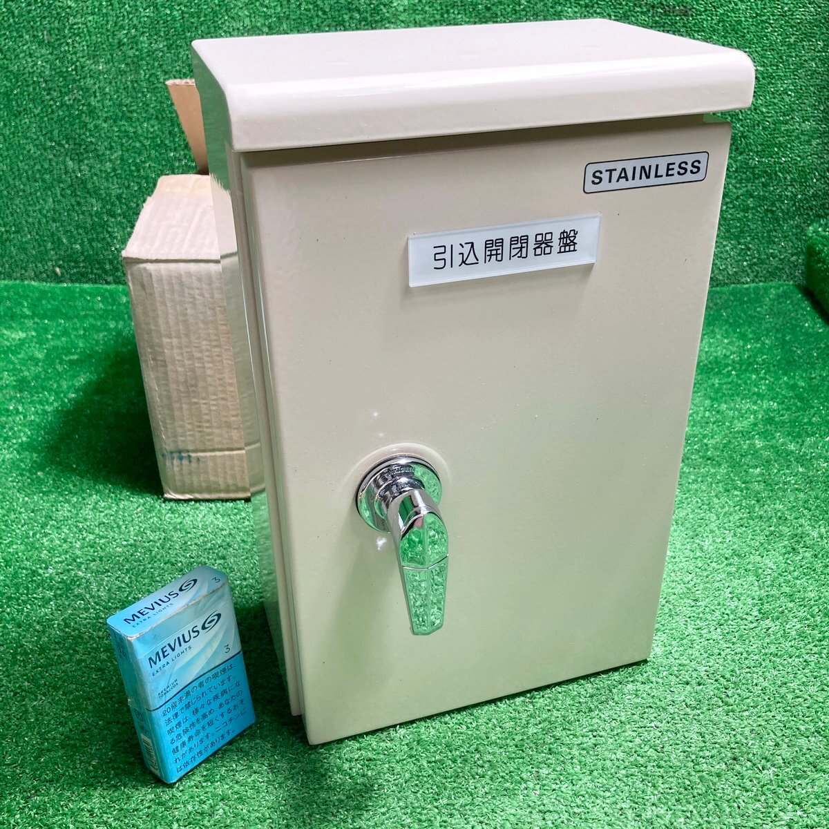 浜睦c303 河村電器 ステンレス製 引込開閉器盤「SSO 3220-12K」■屋外用 屋根付 外寸(約タテ320×ヨコ200×フカサ160mm)色:クリーム拍卖