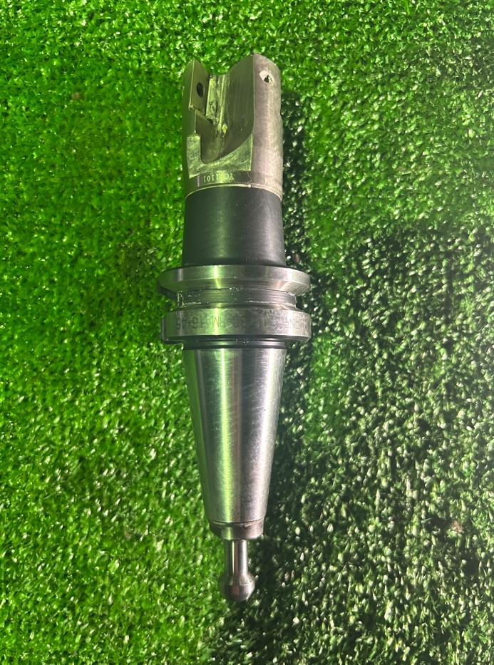 マンヨーツール HMAヘッドマスターアーバ BT40-HMA16-45 / 京セラ MEC型 エンドミル MEC32-M16-17-3T No.01拍卖