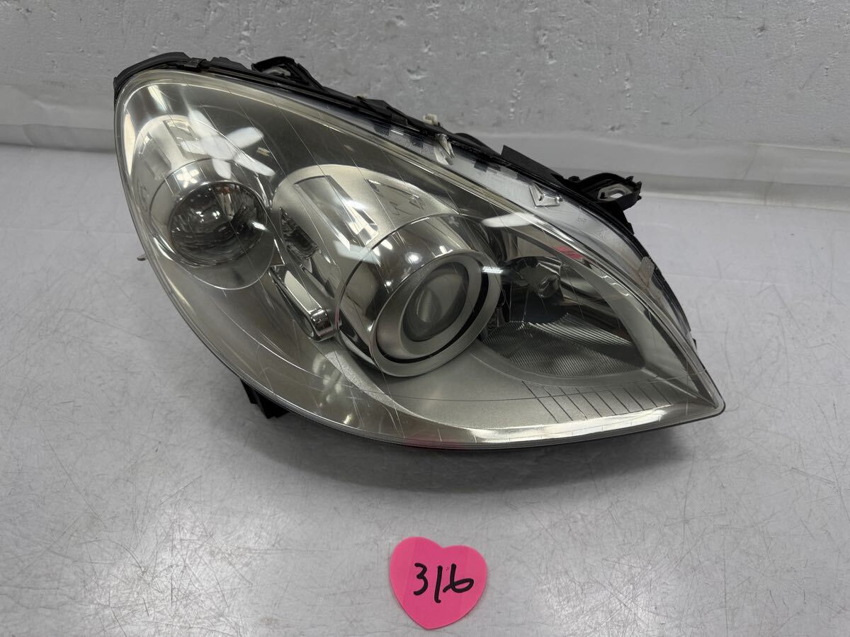 メルセデス ベンツ B 180 W245 前期 純正 HID 右側,ヘッドライト バラスト付 キセノン 0 301 247 682 0454 (316)拍卖