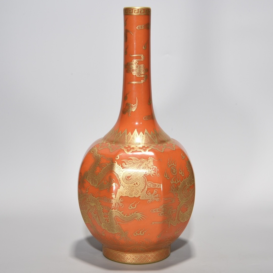 【永】清時代 乾隆御題 紅彩描金 龍紋長頸瓶 古陶磁器 陶芸 皿 中国陶瓷器 唐瓷 置物擺件 古美術品 古賞物 収集 旧家蔵出 中国唐物 A5拍卖