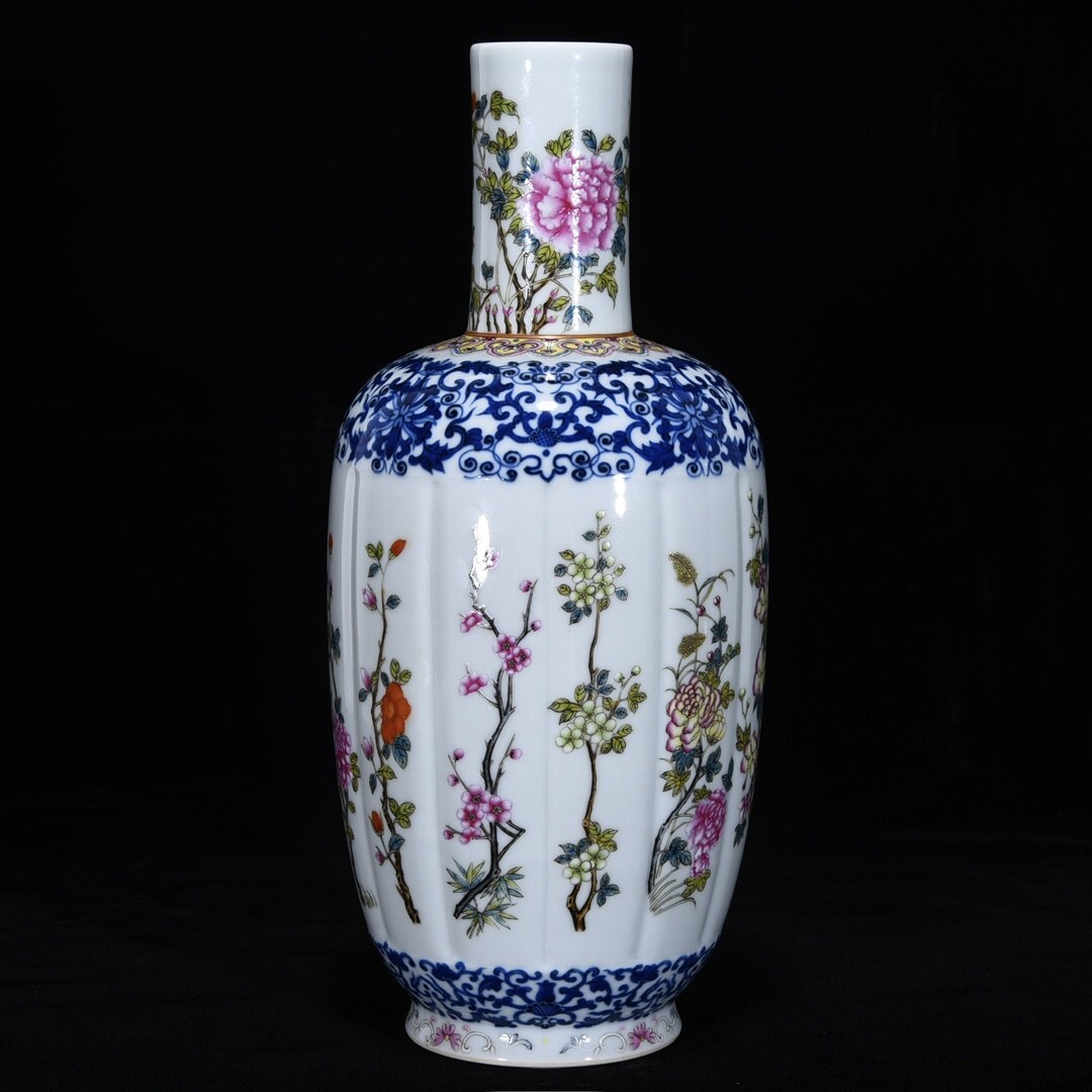 【永】清時代 大清乾隆年製 青花粉彩 十二花卉紋瓶 古陶磁器 陶芸 皿 中国陶瓷器 唐瓷 置物擺件 古美術品 古賞物 収集 旧家蔵出 中国唐物拍卖