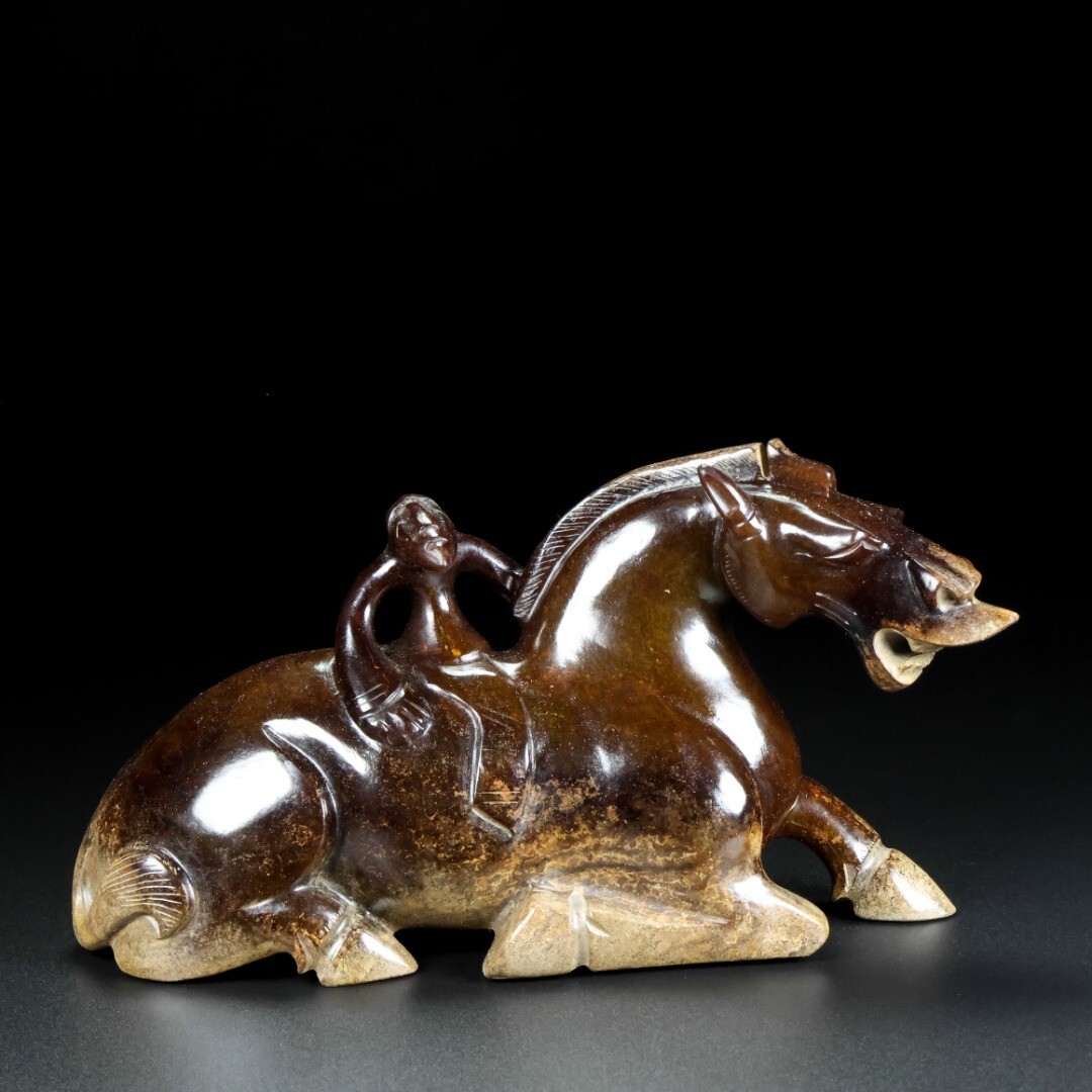 【永】漢代時期 和田玉 古玉彫 高古玉 仙人騎馬 極細工 置物擺件 古美術品 時代物 古董品 古美味 収集 骨董品 旧家蔵出 中国唐物 1290g拍卖