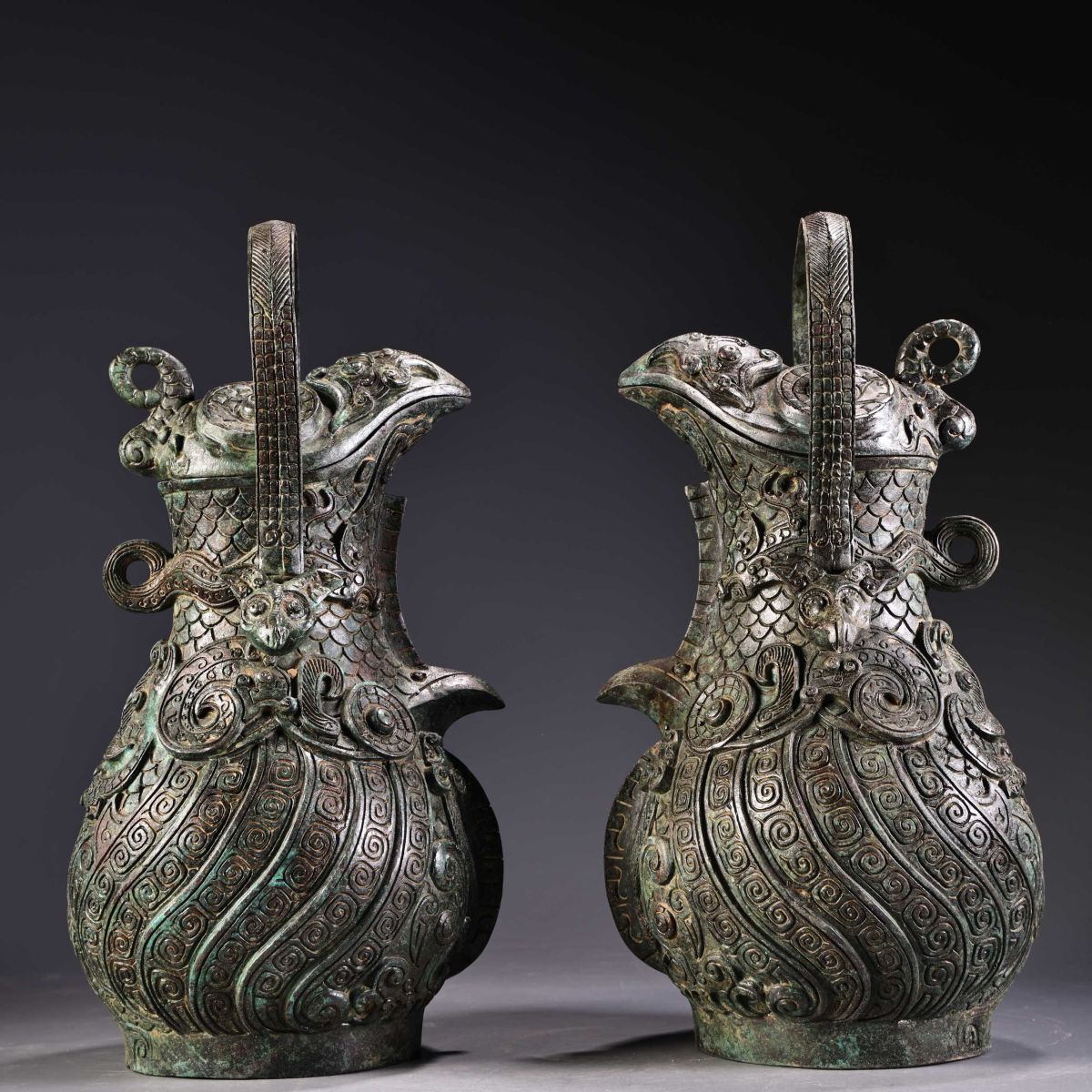 【永】戰漢時期 青銅器 提梁鳥形壺 一対 極細工 古銅彫 置物擺件 古美術品 時代物 古董品 収集 古美味 骨董品 旧家蔵出 中国唐物 A986拍卖