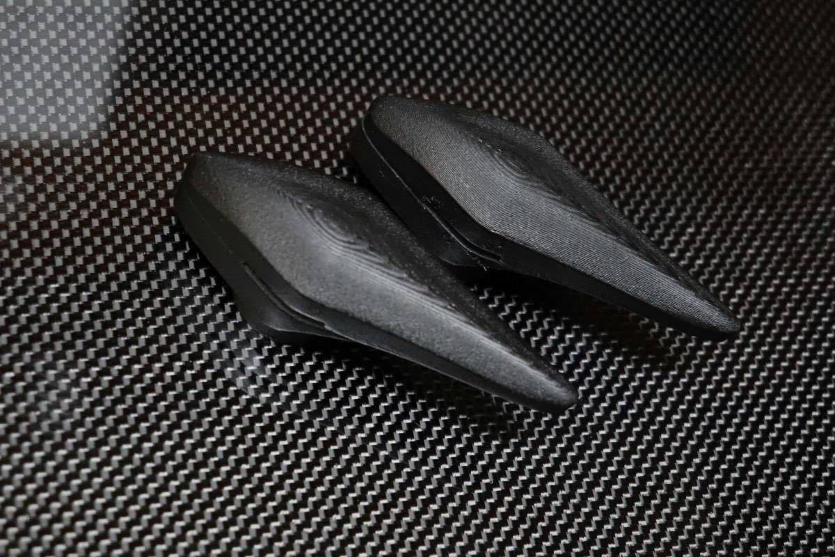 Route33製CBR1000RR-R用フレームスライダー(樹脂部分のみ)拍卖