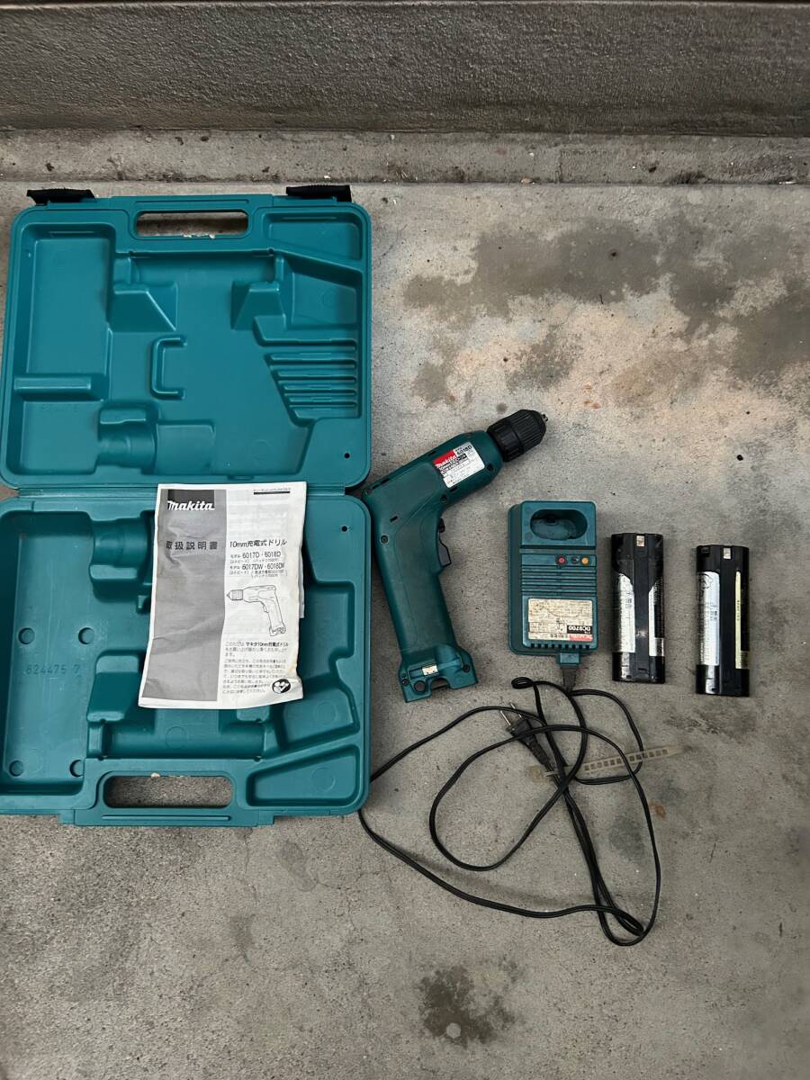 中古:マキタ10mm充電式ドリル 6018D拍卖