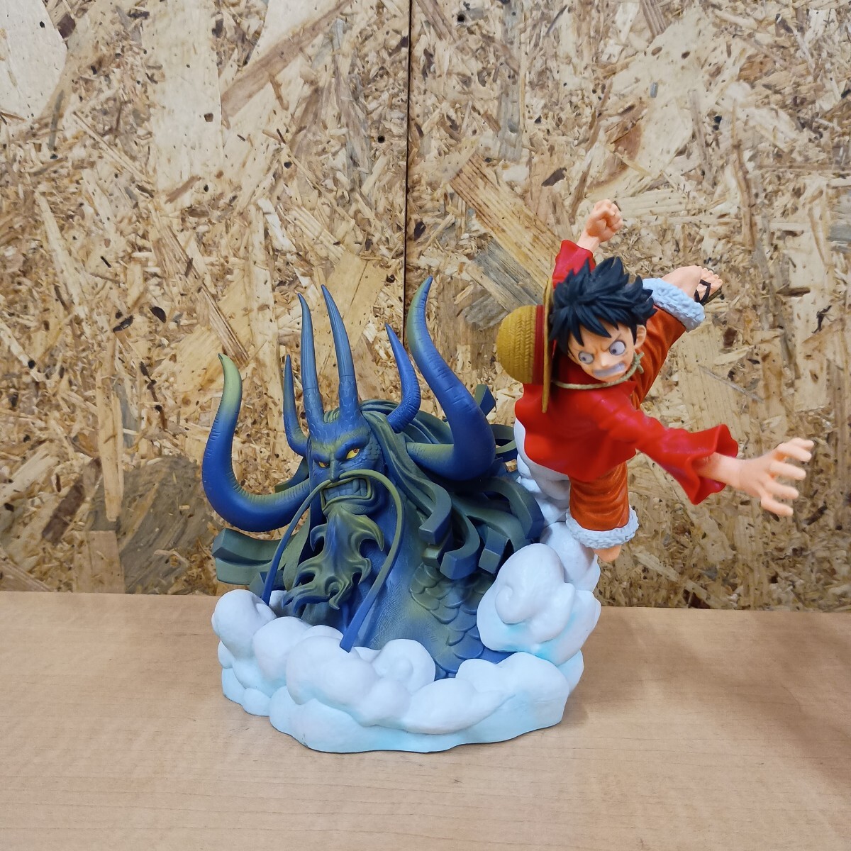 (A-66)(現状品)ワンピース モンキー・D ルフィ カイドウ フィギュア PVC製 BANPRESTO 全長約20cm拍卖