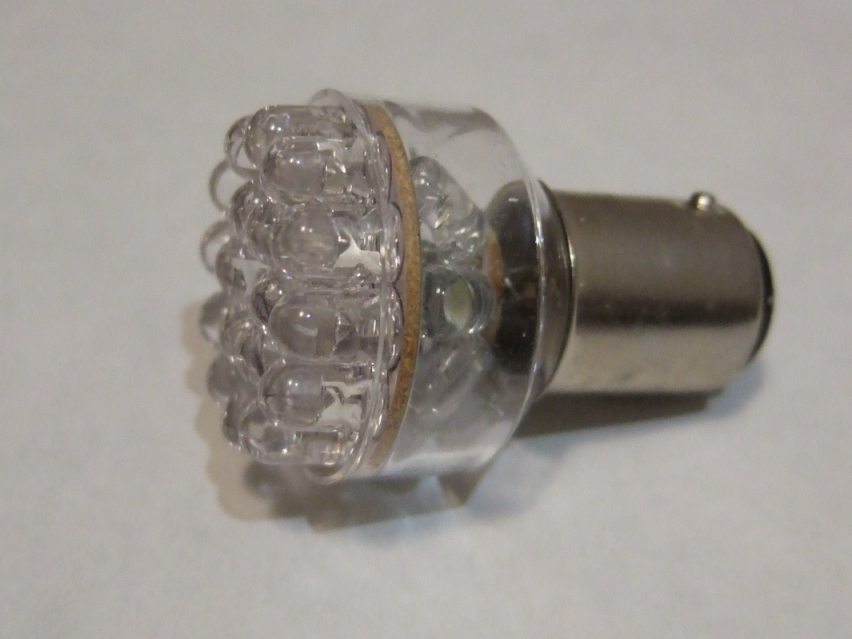 <LEDW12R-005>LED ブレーキ・テールライト 交流および直流(AC/DC12V)動作 赤色 24 LED搭載 BAY15d(ダブル球)旧車・原付バイク用拍卖