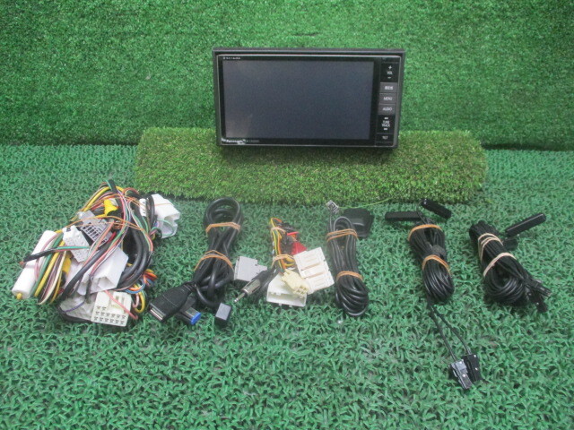 パナソニック ストラーダ メモリーナビ CN-S300WD 地デジ/フルセグ/Bluetooth/CD/DVD/SD 252741拍卖