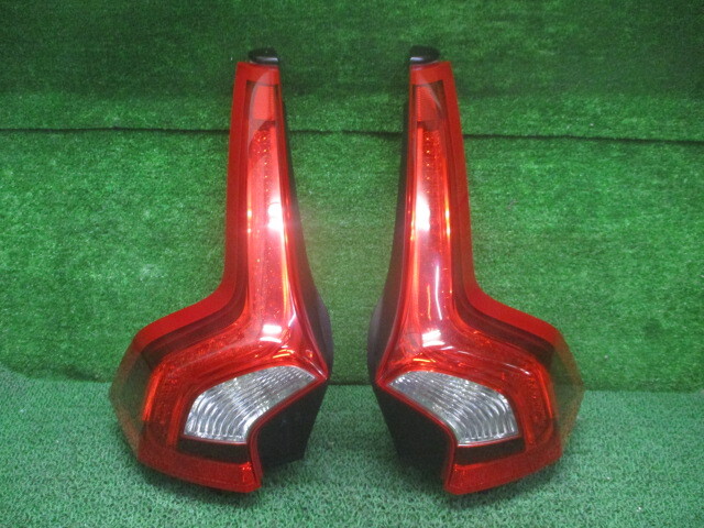 DBA-FB4164T ボルボ 60シリーズ 平成24年 テールレンズ 左右セット 253553拍卖
