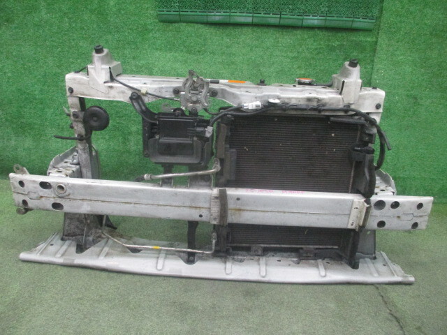 M900F スバル ジャスティ 平成30年 カラーNO.W24 ラジエーター コンデンサー フロントカット 253550拍卖