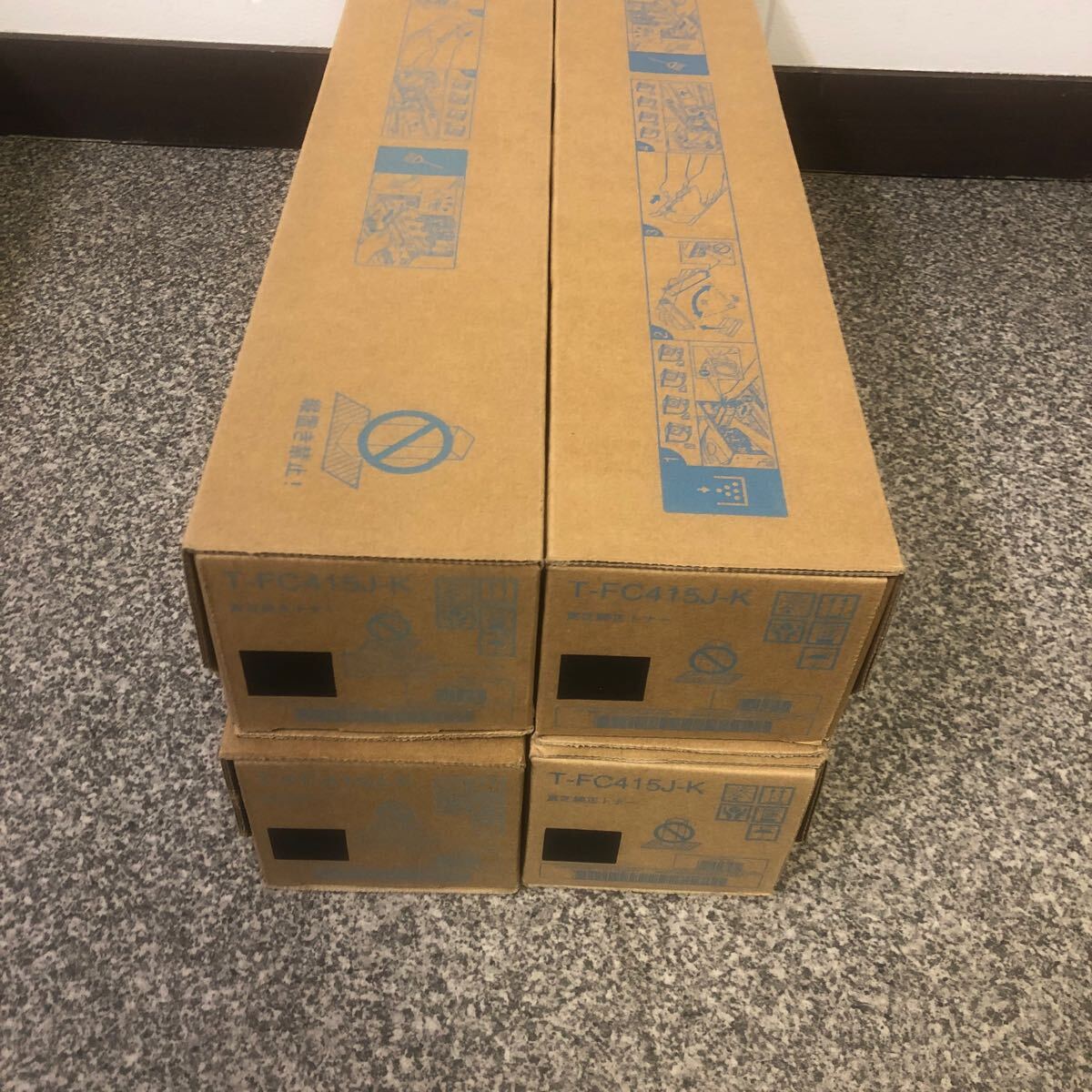 東芝 TOSHIBA 純正トナー t-fc415j-K ブラック トナー BK4本です拍卖
