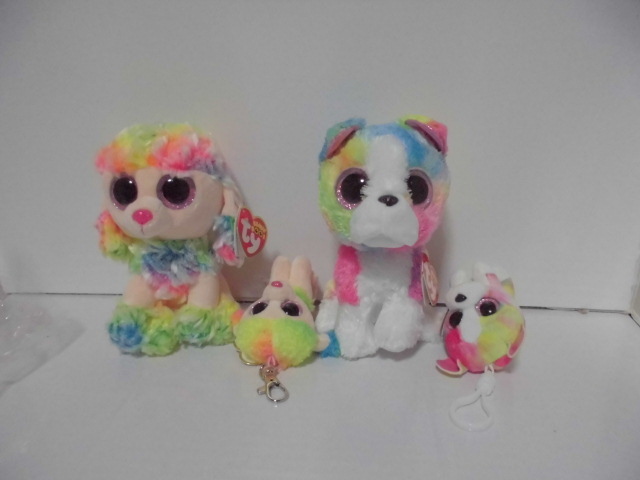 Tyビーニーブーズ 犬 レインボー 誕生日11/10 Mサイズとキーホルダータイプ Isla 誕生日5/11 Mサイズとキーホルダータイプ拍卖