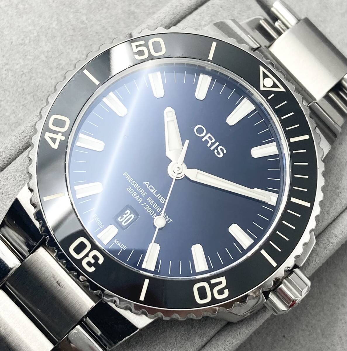 ☆ブランド品☆ ◆美品◆ ORIS AQUIS デイト 01 733 7730 4135 自動巻き拍卖