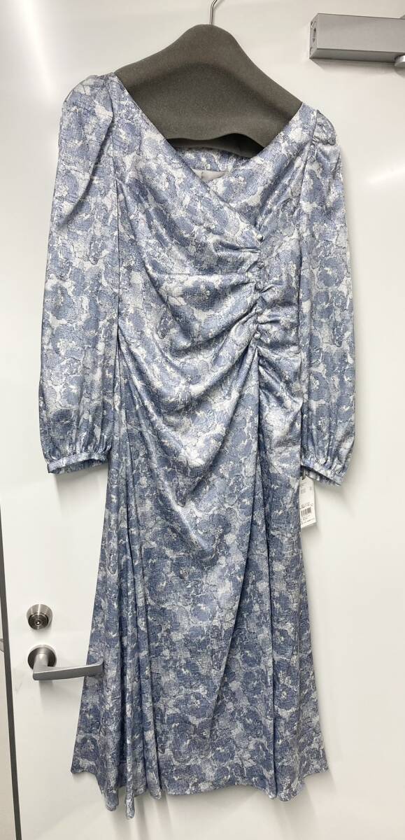 ☆ファッション☆ ◆未使用◆ SNIDEL スナイデル ジャガードプリントワンピース拍卖