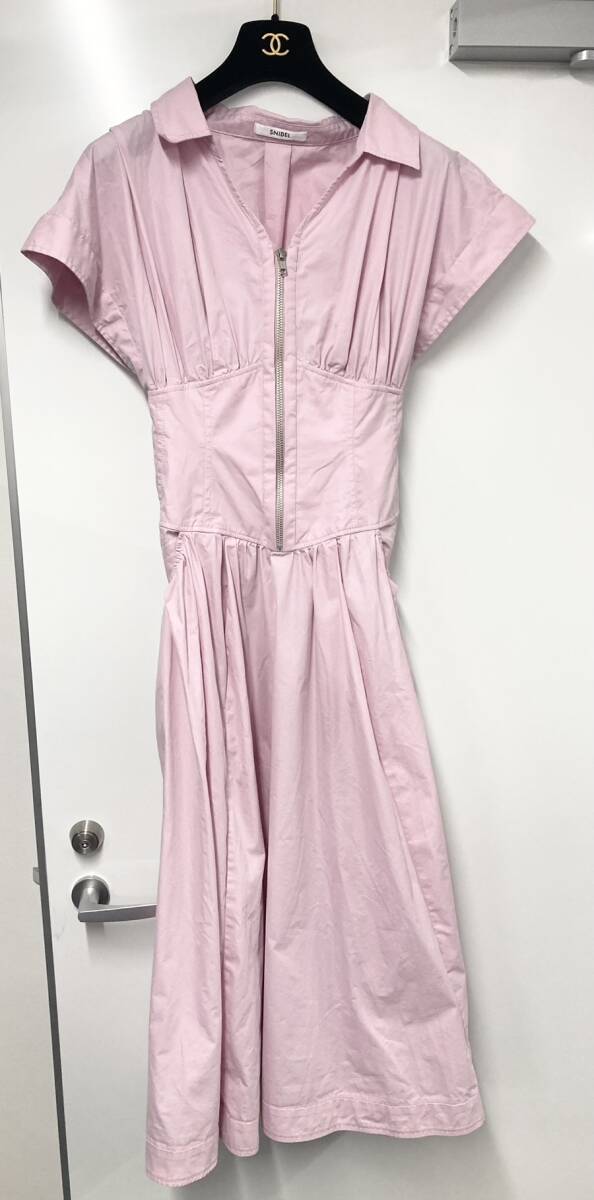 ☆ファッション☆ ◆美品◆ SNIDEL スナイデル フロントジップシャツワンピース ワンピース SWFO232049拍卖